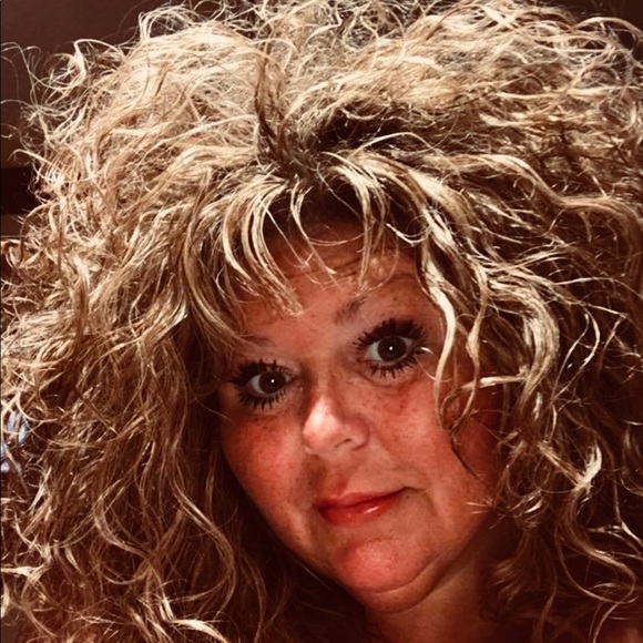 Meet your Posher, Kesha - Picture 1 of 1